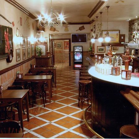 Hostal El Jardin Benidorm Esterno foto