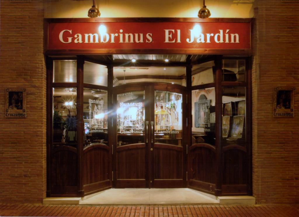 Hostal El Jardin Benidorm Esterno foto